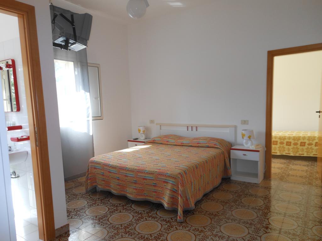 Hotel Coppa Di Cielo Peschici Ruang foto